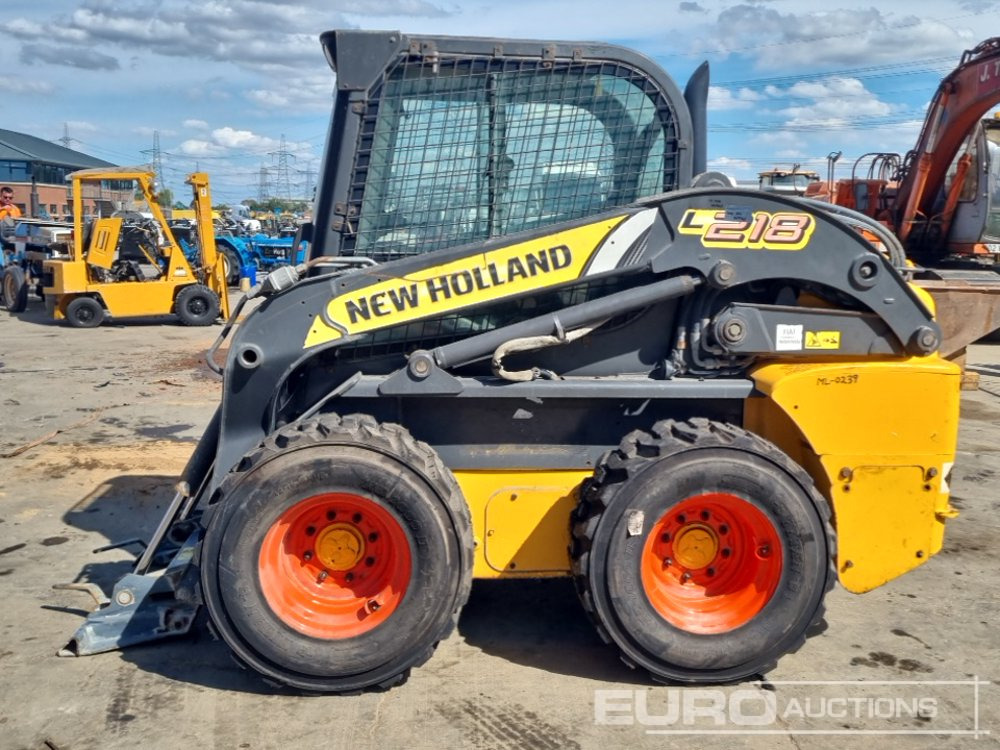 2012 New Holland L218 - Mini pá carregadora: foto 2 2012 New Holland L218 - Mini pá carregadora: foto 2
