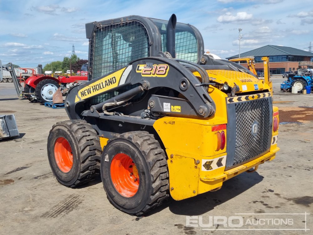 2012 New Holland L218 - Mini pá carregadora: foto 3 2012 New Holland L218 - Mini pá carregadora: foto 3