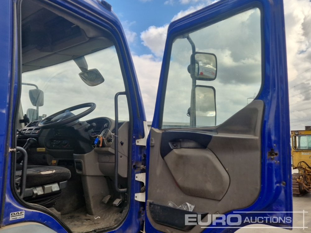 Camião de caixa aberta/ Plataforma 2013 DAF 55.220: foto 34