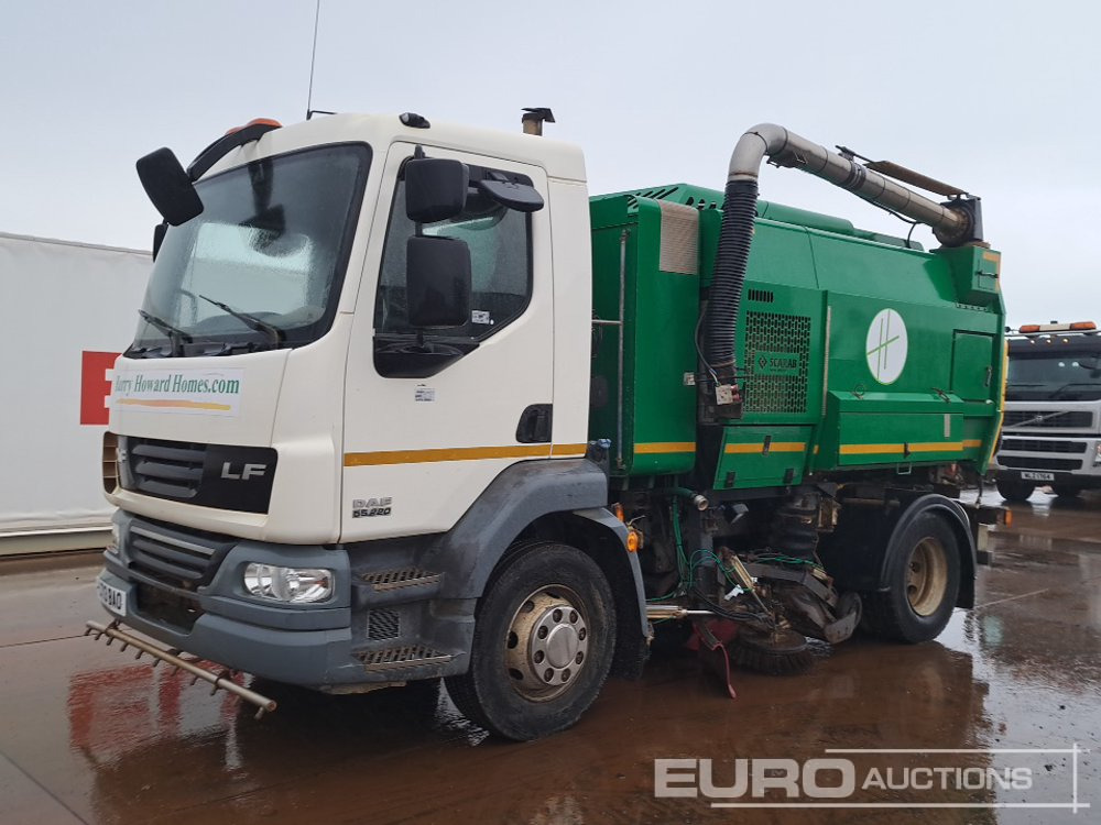 2013 DAF LF55.220 - Varredora urbana: foto 1 2013 DAF LF55.220 - Varredora urbana: foto 1