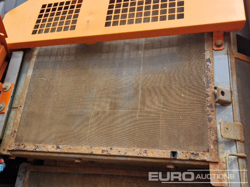 Escavadora de rastos 2013 Hitachi ZX225USLC-5B: foto 47