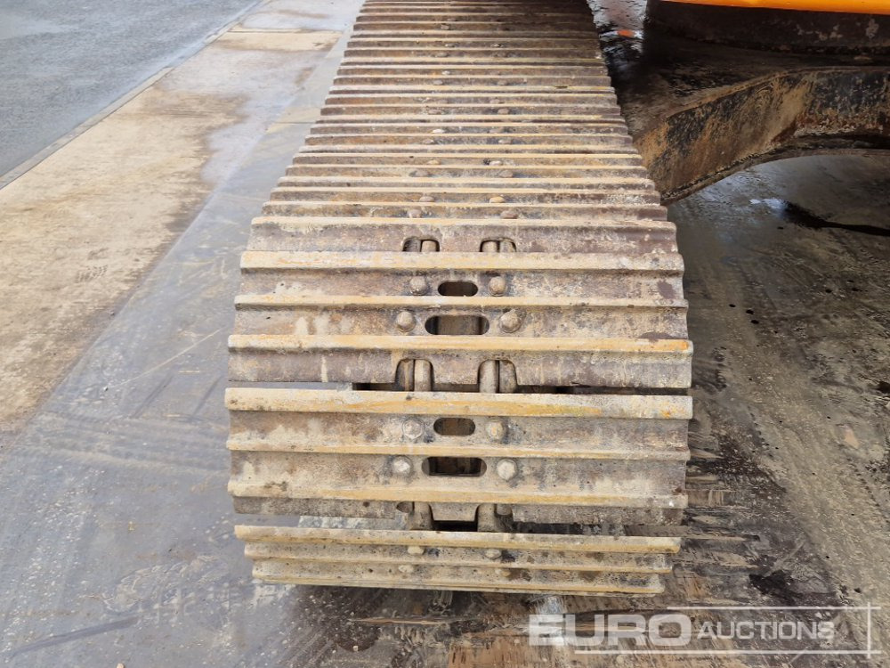 Escavadora de rastos 2013 Hitachi ZX225USLC-5B: foto 25
