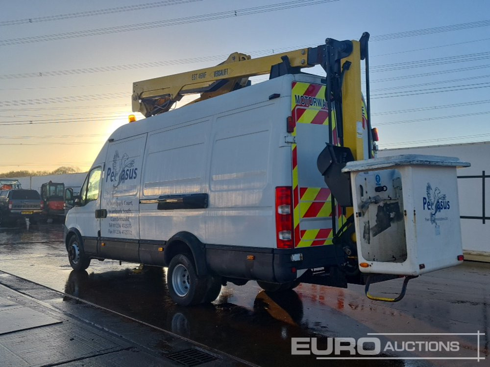 2013 Iveco 70C17 - Furgão de passageiros: foto 3 2013 Iveco 70C17 - Furgão de passageiros: foto 3