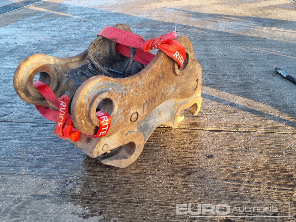 2013 Miller Hydraulic Double Lock Quick Hitch 80mm Pin to suit 20 Ton Excavator - Acoplamento rápido: foto 1 2013 Miller Hydraulic Double Lock Quick Hitch 80mm Pin to suit 20 Ton Excavator - Acoplamento rápido: foto 1