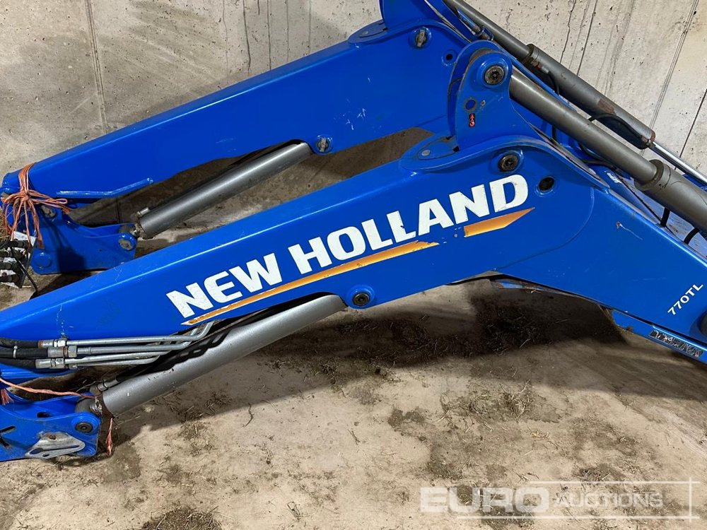 Trator 2013 New Holland T7.200: foto 11