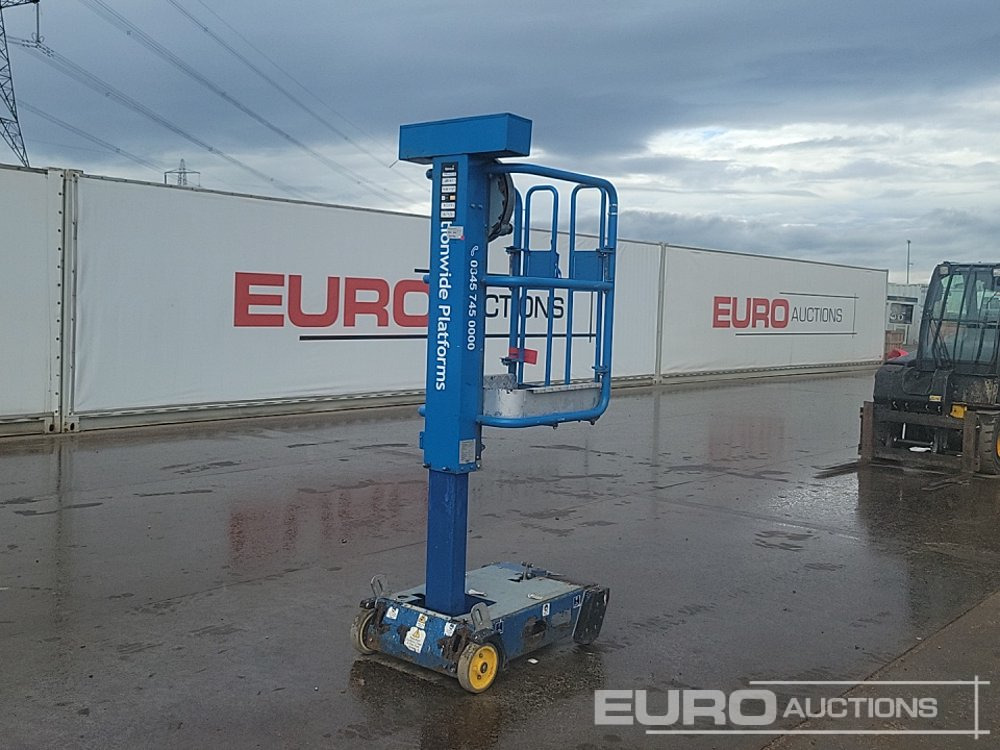 2013 Power Towers Pecolift - Plataforma aérea: foto 1 2013 Power Towers Pecolift - Plataforma aérea: foto 1