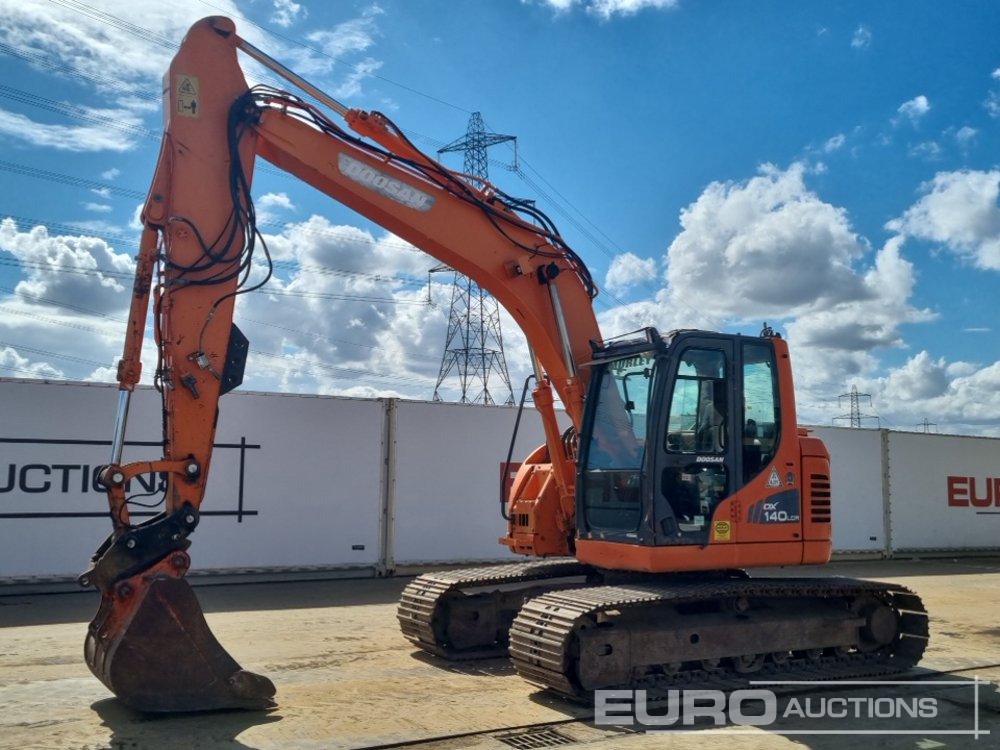 2014 Doosan DX140LCR-3 - Escavadora de rastos: foto 1 2014 Doosan DX140LCR-3 - Escavadora de rastos: foto 1
