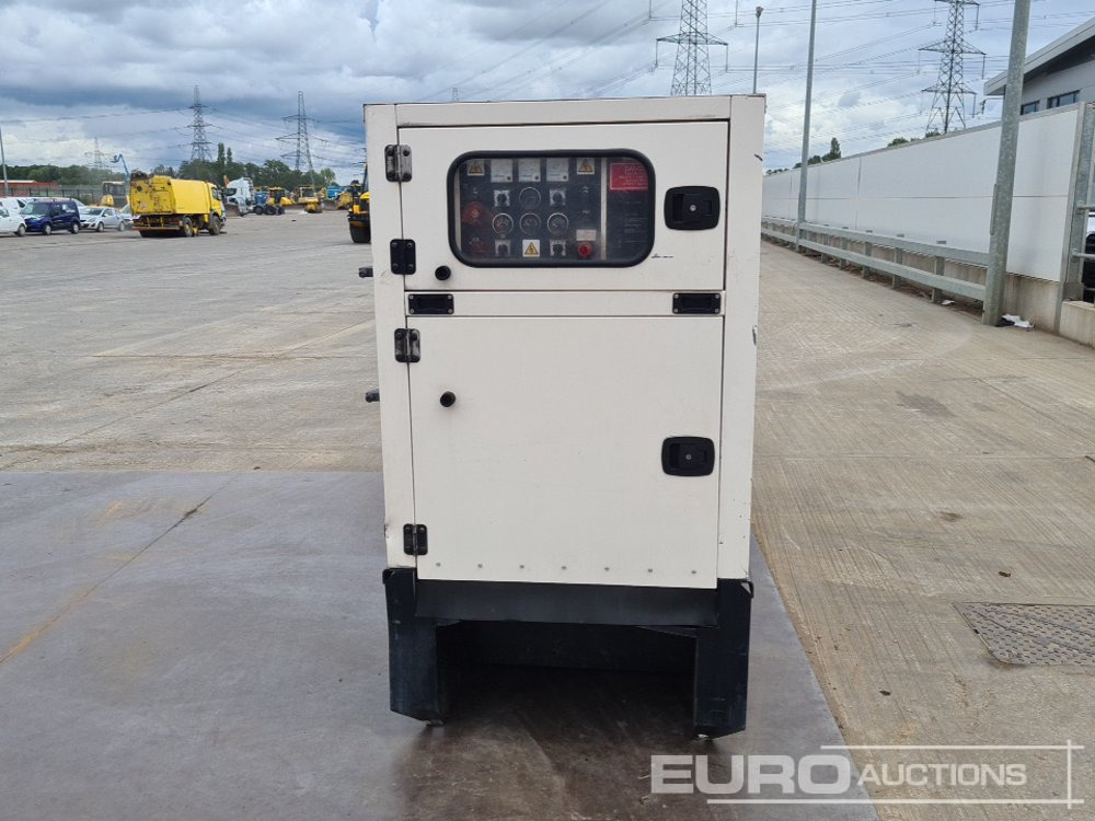 2014 FG Wilson 100kVA Generator, Perkins Engine - Gerador elétrico: foto 2 2014 FG Wilson 100kVA Generator, Perkins Engine - Gerador elétrico: foto 2