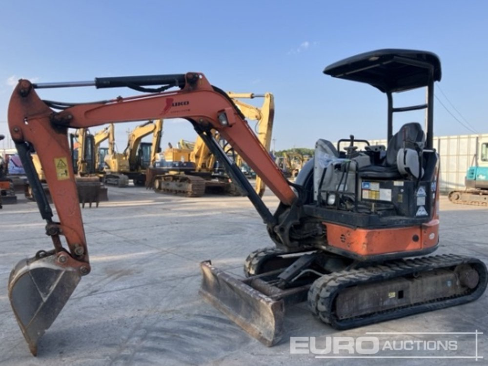2014 Hitachi ZX30U-5A - Mini escavadeira: foto 3 2014 Hitachi ZX30U-5A - Mini escavadeira: foto 3