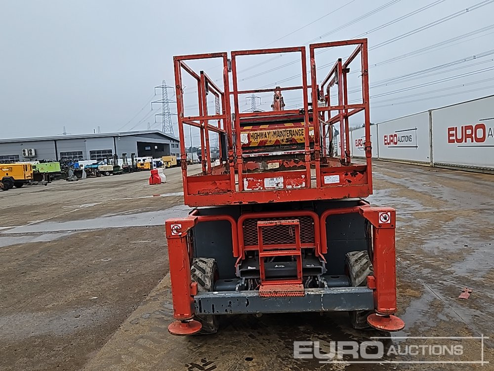 2014 SkyJack SJ6826RT - Plataforma aérea: foto 4 2014 SkyJack SJ6826RT - Plataforma aérea: foto 4