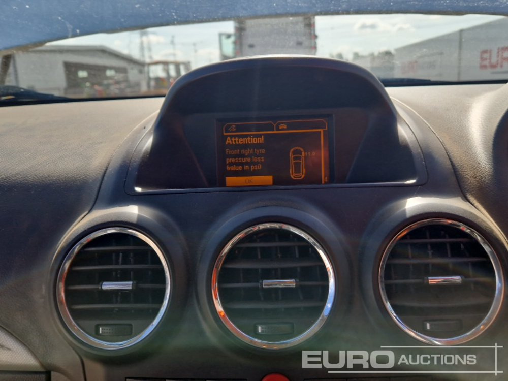 SUV 2014 Vauxhall Antara: foto 34