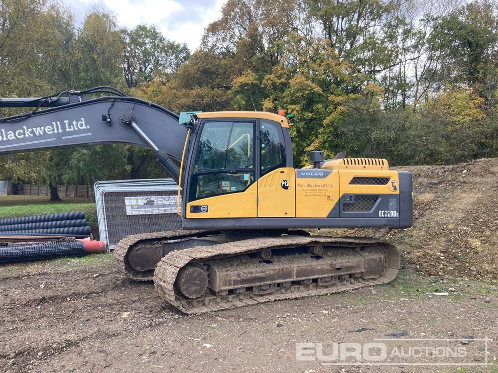 2014 Volvo EC220DL - Escavadora de rastos: foto 2 2014 Volvo EC220DL - Escavadora de rastos: foto 2