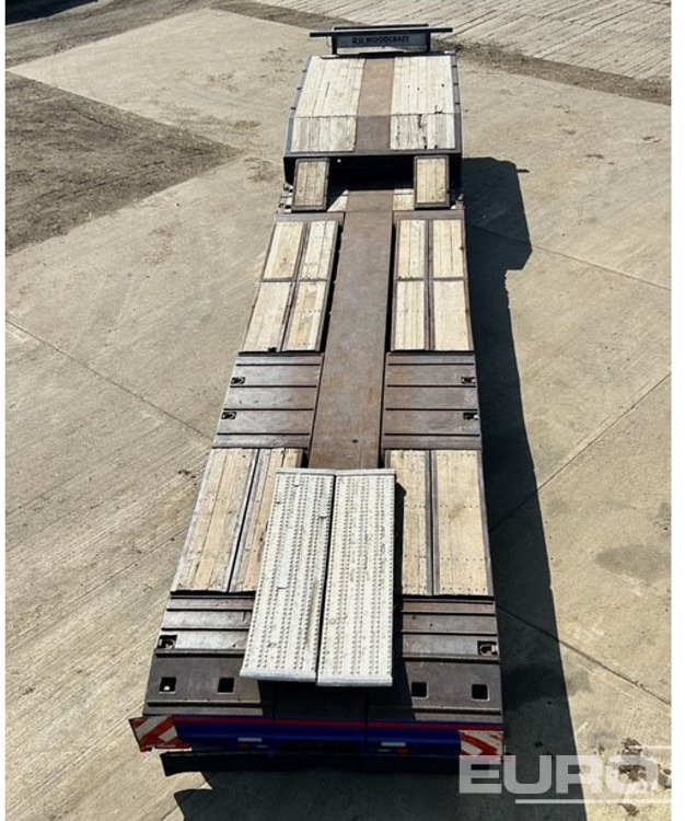 2015 Cheiftain Tri Axle Stepframe Extenable Low Loader Trailer, Neck Ramps, Wheel Wells, Aluminium Ramps - Semi-reboque baixa: foto 3 2015 Cheiftain Tri Axle Stepframe Extenable Low Loader Trailer, Neck Ramps, Wheel Wells, Aluminium Ramps - Semi-reboque baixa: foto 3