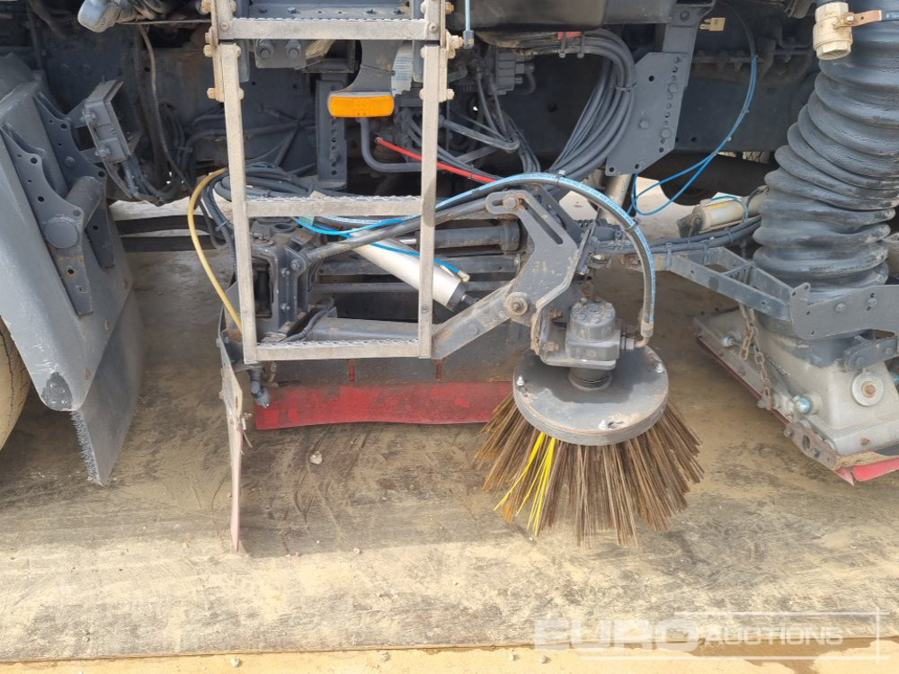 Varredora urbana 2015 DAF LF220: foto 15