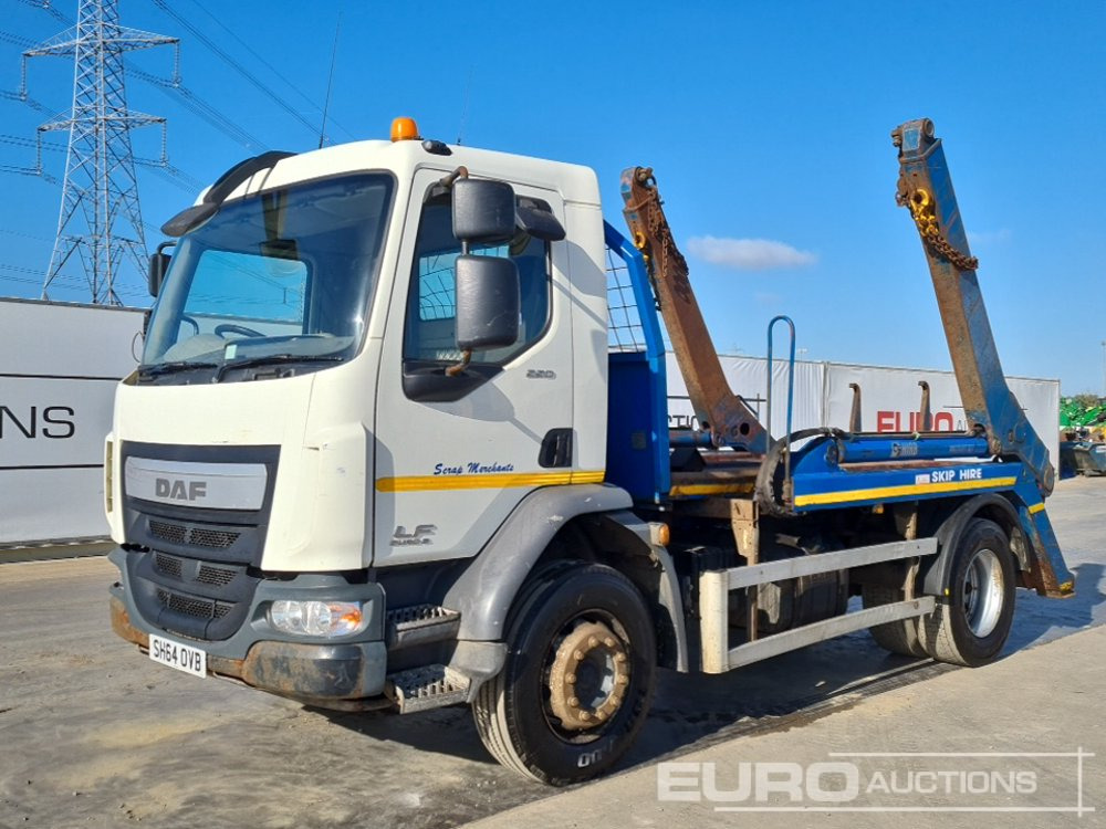 2015 DAF LF220 - Camião multibenne: foto 1 2015 DAF LF220 - Camião multibenne: foto 1