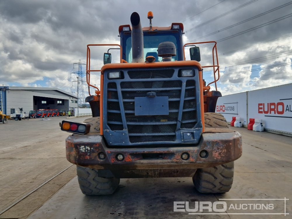 2015 Doosan DL300-3 - Pá carregadora de rodas: foto 4 2015 Doosan DL300-3 - Pá carregadora de rodas: foto 4