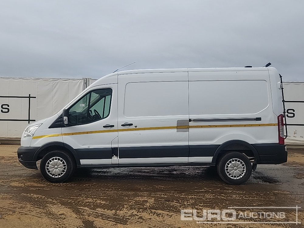 2015 Ford Transit 350 - Furgão: foto 2 2015 Ford Transit 350 - Furgão: foto 2