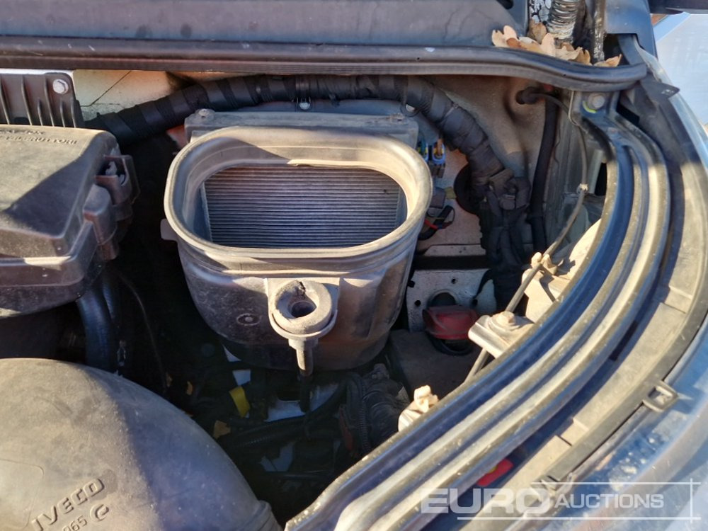 Carrinha de caixa aberta 2015 Iveco Daily 35C13: foto 16