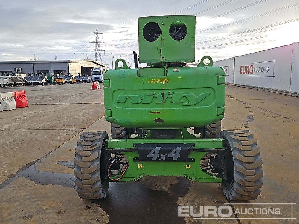 2015 Niftylift HR15 - Plataforma aérea: foto 5 2015 Niftylift HR15 - Plataforma aérea: foto 5
