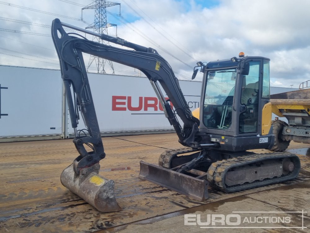 2015 Volvo ECR50D - Mini escavadeira: foto 1 2015 Volvo ECR50D - Mini escavadeira: foto 1