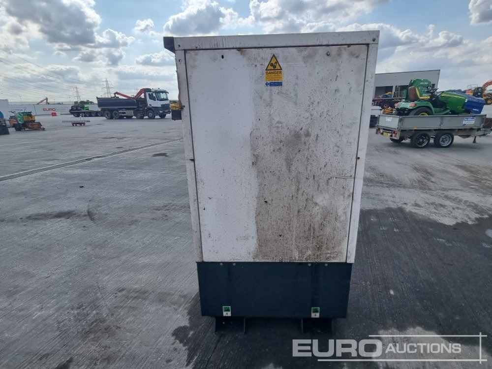 2016 Harrington 12kVA Generator, Kubota Engine - Gerador elétrico: foto 4 2016 Harrington 12kVA Generator, Kubota Engine - Gerador elétrico: foto 4