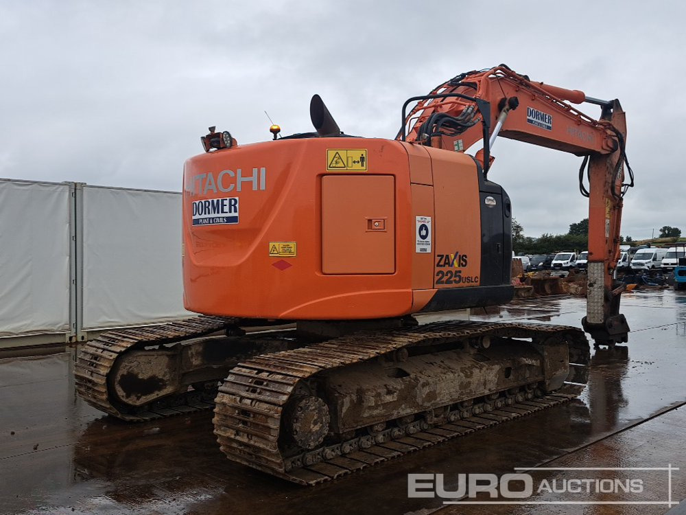 2016 Hitachi ZX225USLC-5B - Escavadora de rastos: foto 5 2016 Hitachi ZX225USLC-5B - Escavadora de rastos: foto 5