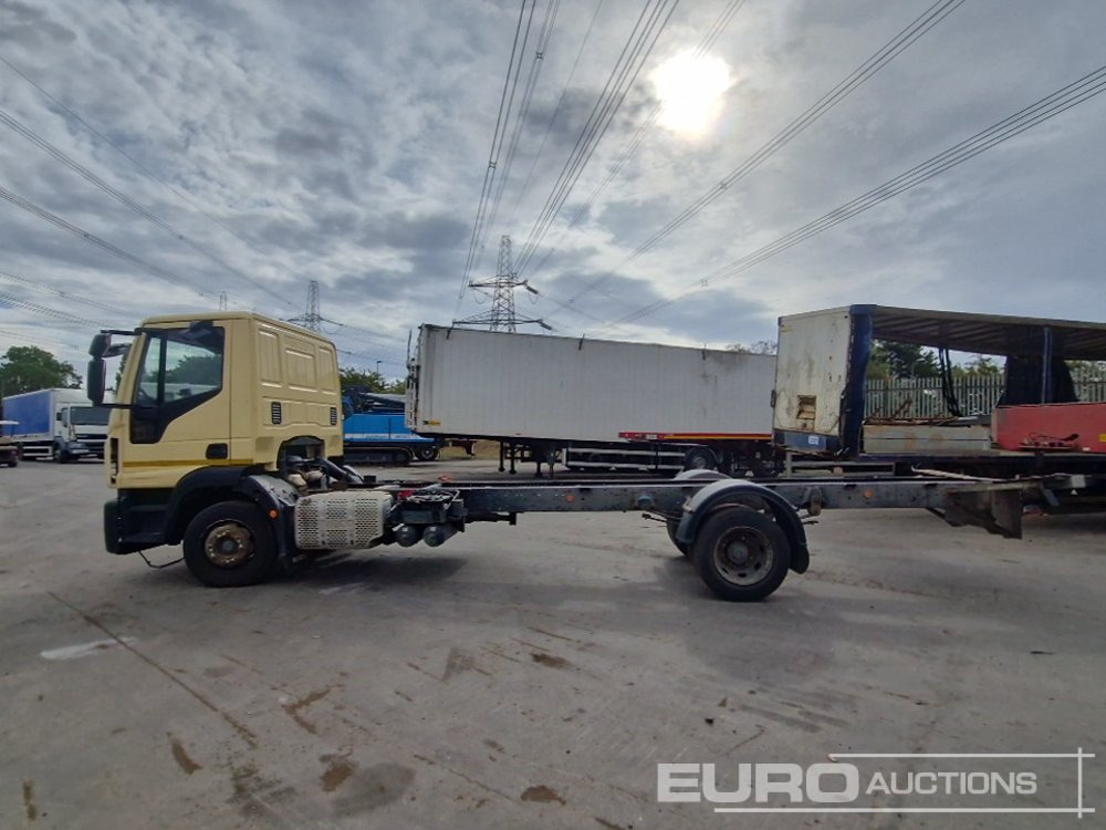2016 Iveco 4x2 Chassis Cab, Automatic Gearbox (Non Runner, Parts Missing) - Camião chassi: foto 2 2016 Iveco 4x2 Chassis Cab, Automatic Gearbox (Non Runner, Parts Missing) - Camião chassi: foto 2