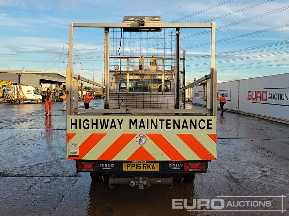 2016 Iveco Daily 35C13 - Carrinha de caixa aberta: foto 4 2016 Iveco Daily 35C13 - Carrinha de caixa aberta: foto 4