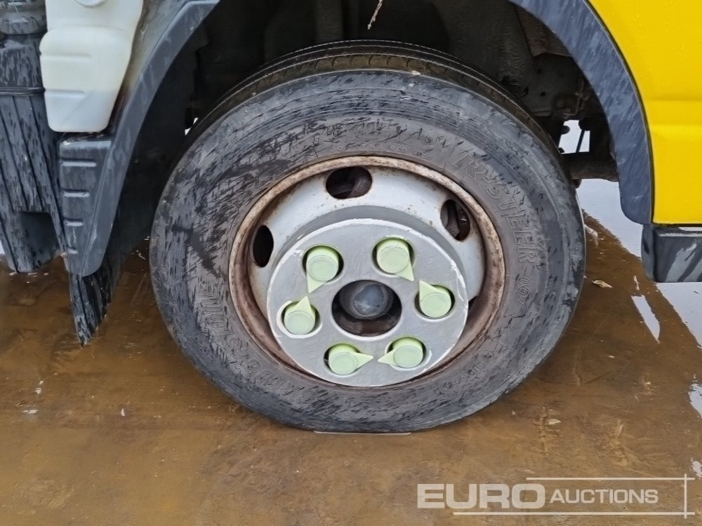 Camião de caixa aberta/ Plataforma para transporte de máquinas pesadas 2016 Mitsubishi Fuso 7C18: foto 12