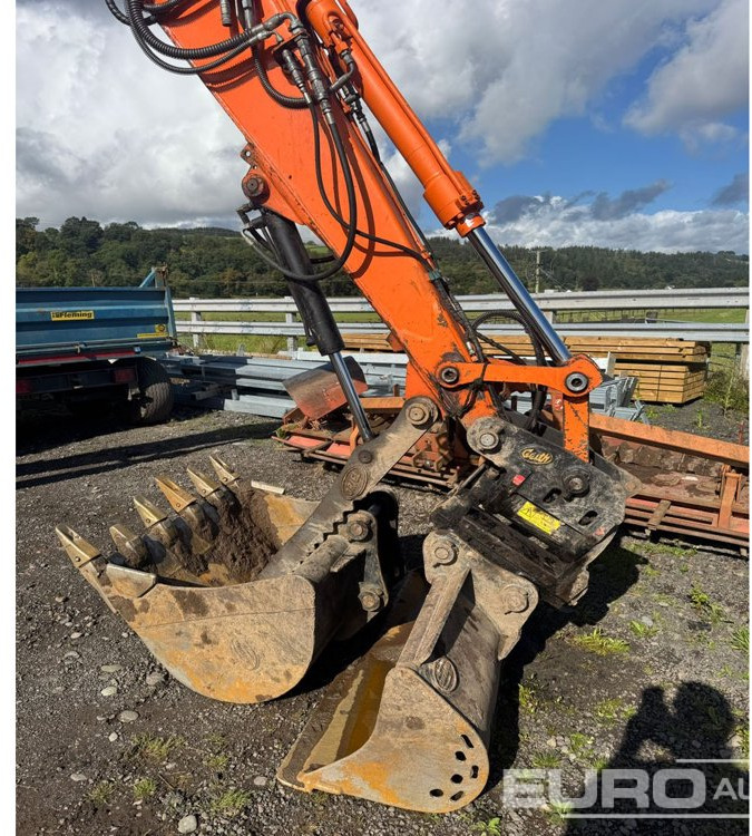 2017 Doosan DX85R-3 - Mini escavadeira: foto 5 2017 Doosan DX85R-3 - Mini escavadeira: foto 5