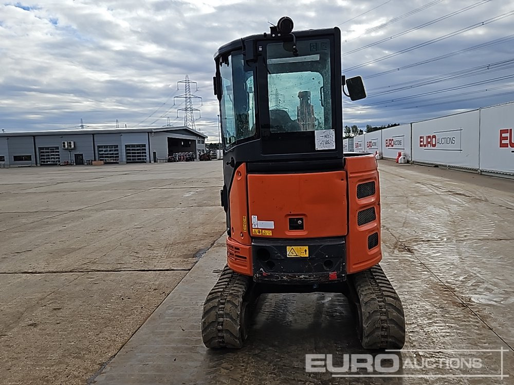 2017 Hitachi ZX26U-5A CR - Mini escavadeira: foto 4 2017 Hitachi ZX26U-5A CR - Mini escavadeira: foto 4