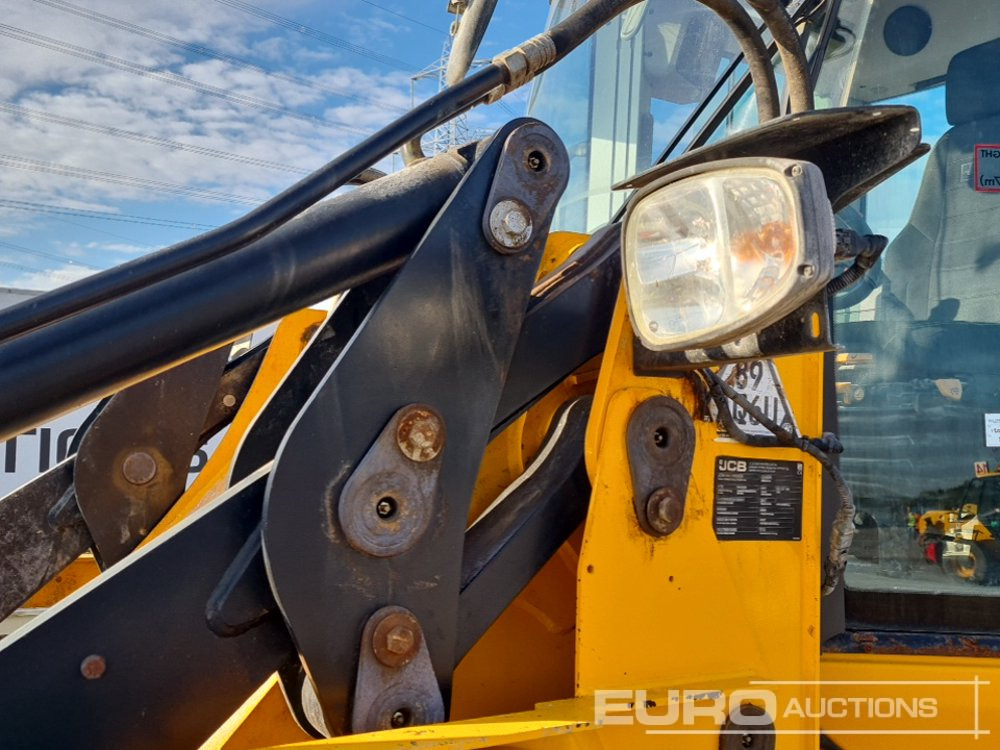 Pá carregadora de rodas 2017 JCB 411: foto 13