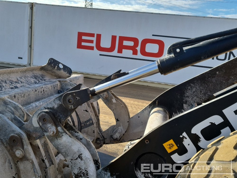 Pá carregadora de rodas 2017 JCB 411: foto 14