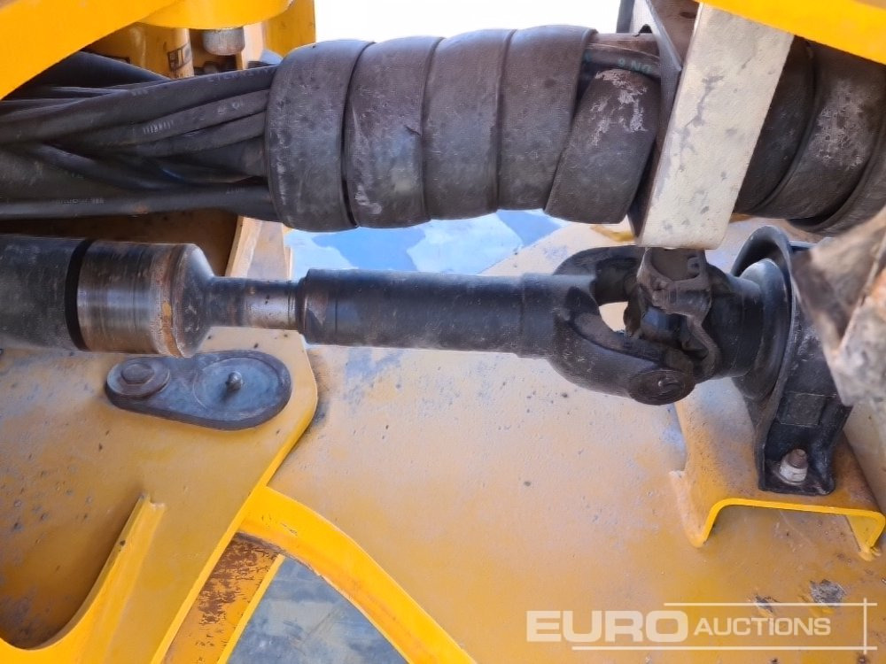 Pá carregadora de rodas 2017 JCB 411: foto 23