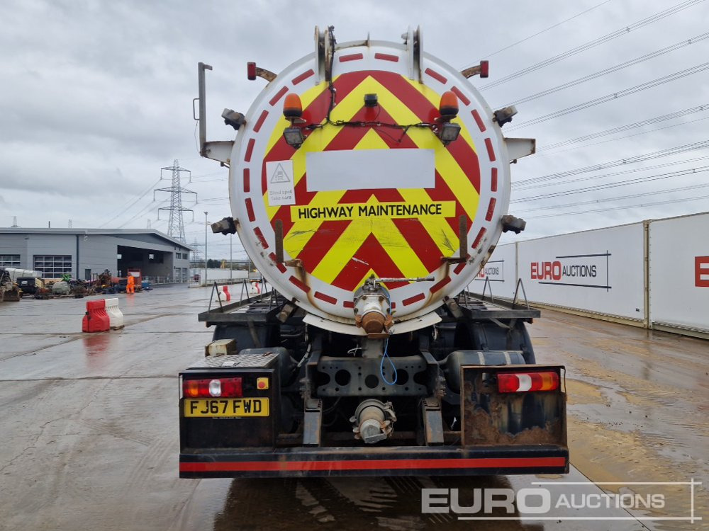 2017 Mercedes Arocs 3240 - Camião cisterna: foto 4 2017 Mercedes Arocs 3240 - Camião cisterna: foto 4