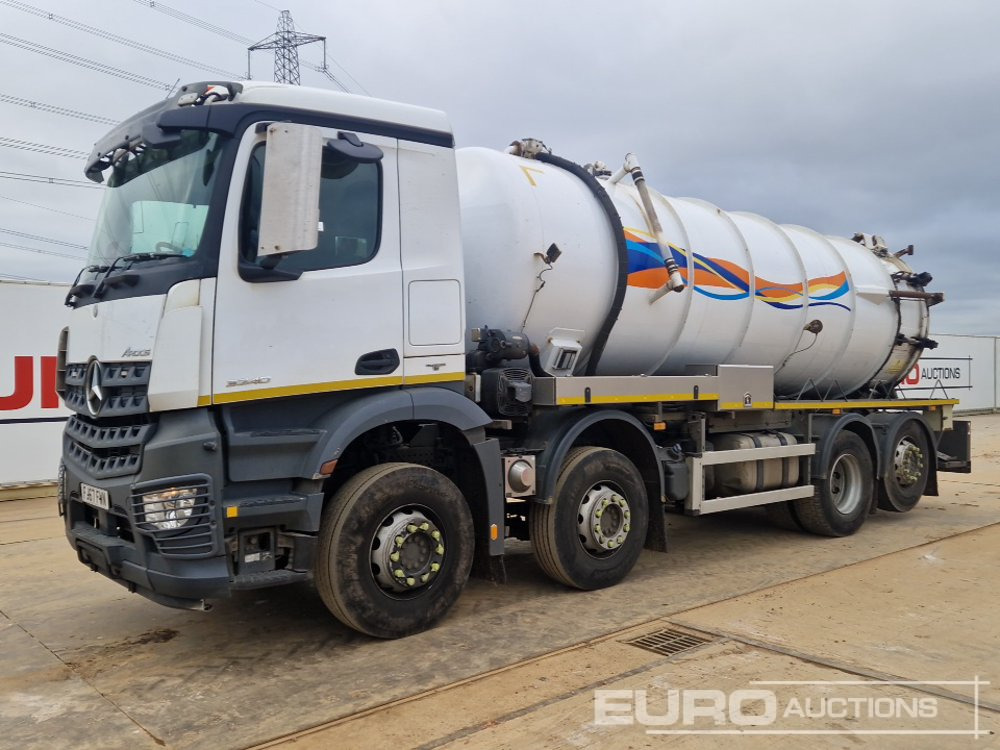 2017 Mercedes Arocs 3240 - Camião cisterna: foto 1 2017 Mercedes Arocs 3240 - Camião cisterna: foto 1