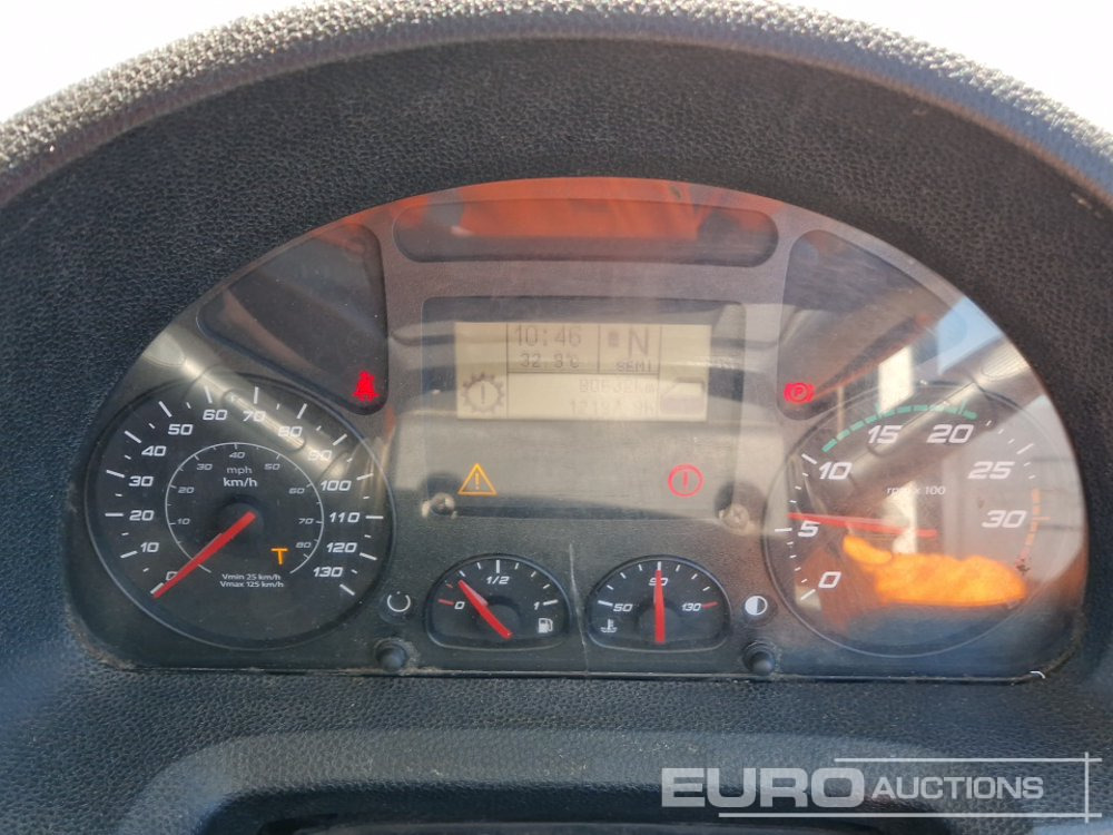Camião de lona 2018 Iveco 180-250: foto 25
