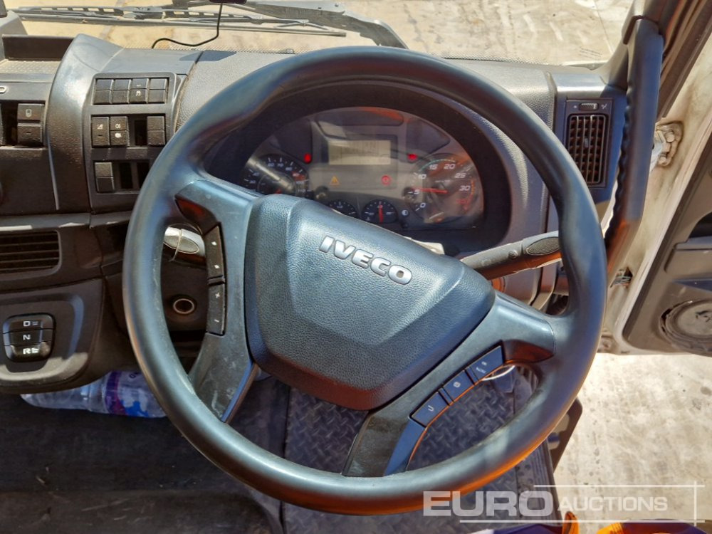 Camião de lona 2018 Iveco 180-250: foto 23