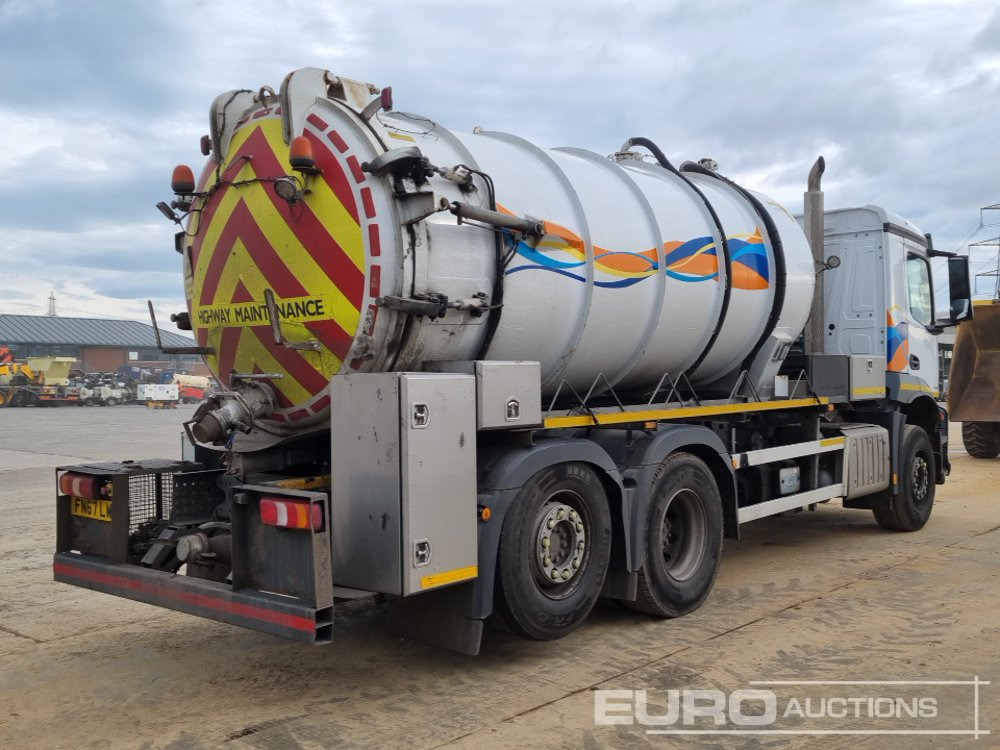 2018 Mercedes Arocs 2533 - Camião cisterna: foto 5 2018 Mercedes Arocs 2533 - Camião cisterna: foto 5