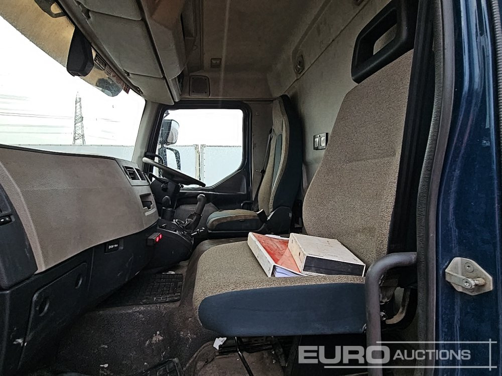 Camião multibenne 2018 Volvo FL210: foto 33 Camião multibenne 2018 Volvo FL210: foto 33