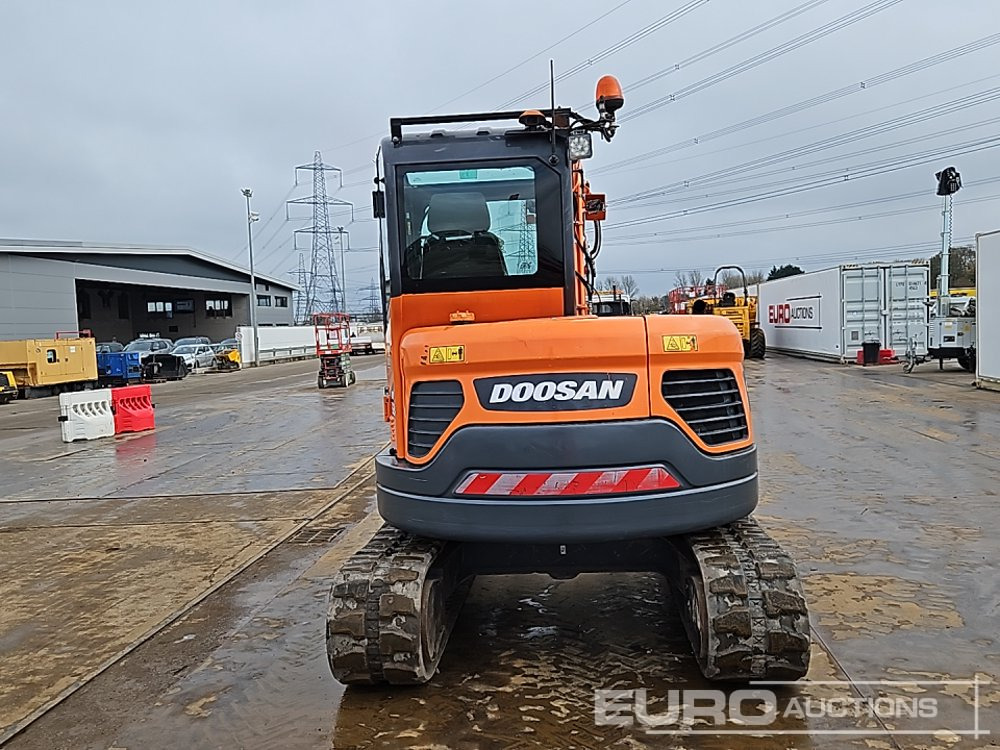 2019 Doosan DX62R-3 - Mini escavadeira: foto 4 2019 Doosan DX62R-3 - Mini escavadeira: foto 4