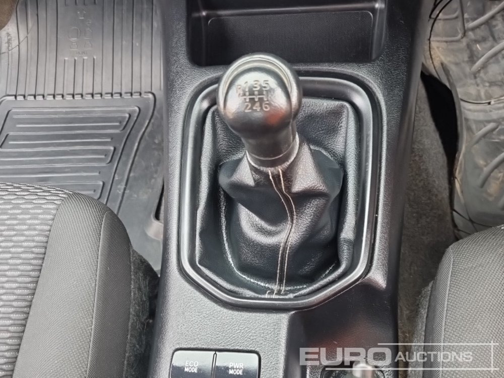 Pick-up 2019 Toyota Hilux: foto 30