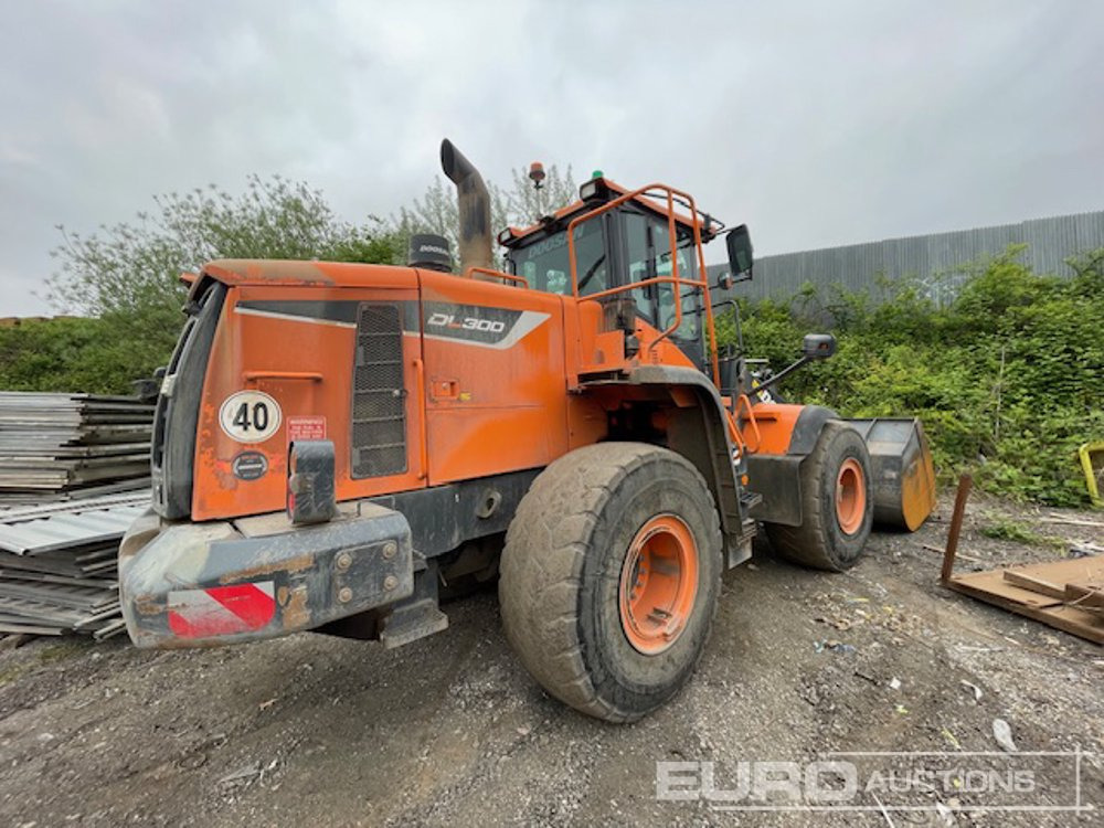 2020 Doosan DL300-5 - Pá carregadora de rodas: foto 4 2020 Doosan DL300-5 - Pá carregadora de rodas: foto 4