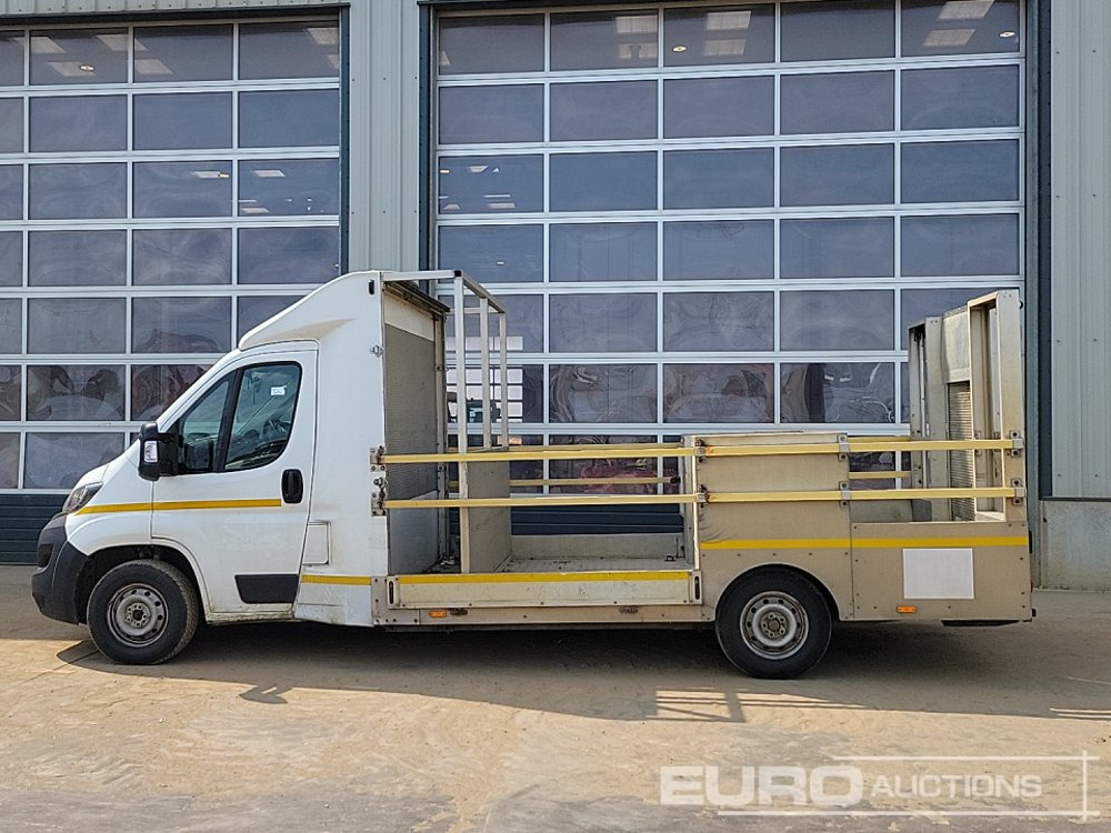 2020 Peugeot Boxer 335 - Carrinha de caixa aberta: foto 2 2020 Peugeot Boxer 335 - Carrinha de caixa aberta: foto 2