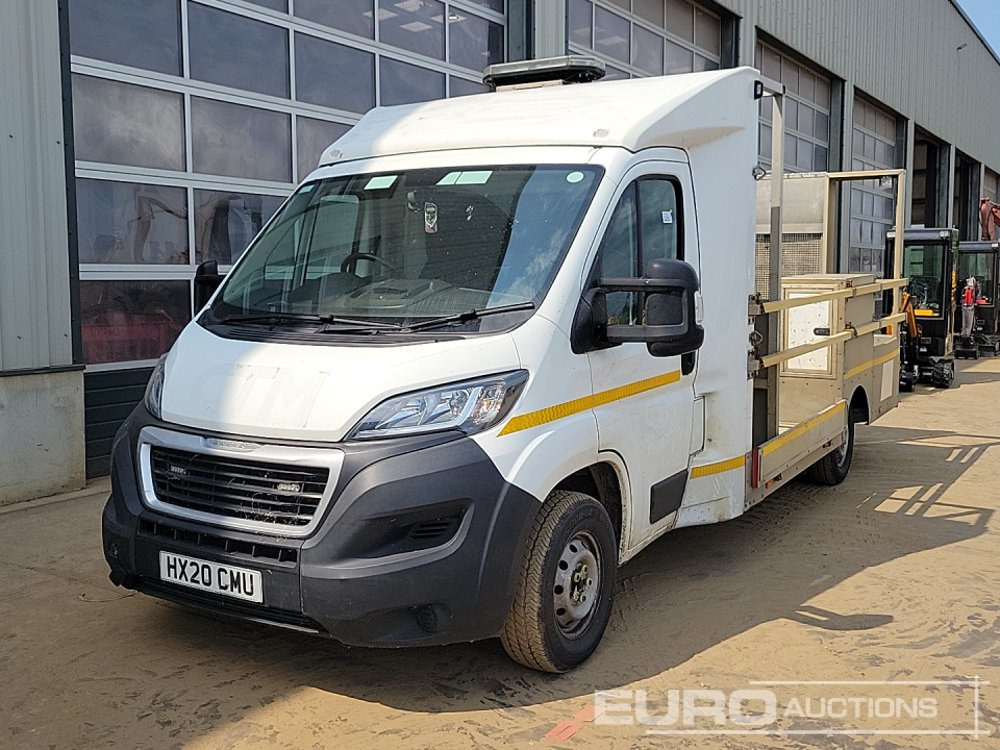 2020 Peugeot Boxer 335 - Carrinha de caixa aberta: foto 1 2020 Peugeot Boxer 335 - Carrinha de caixa aberta: foto 1