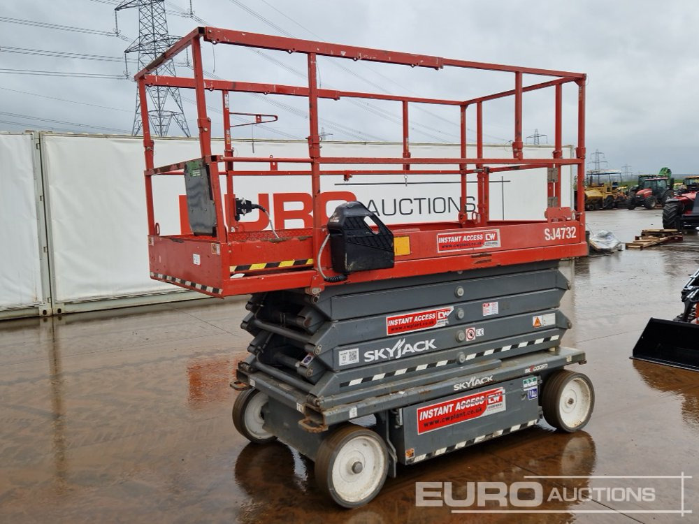 2020 SkyJack SJ4732
SJ16 - Plataforma de Tijera/ Plataforma de tesoura: foto 1 2020 SkyJack SJ4732
SJ16 - Plataforma de Tijera/ Plataforma de tesoura: foto 1