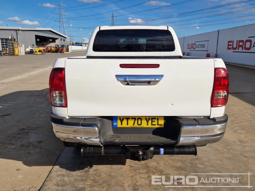 2020 Toyota Hilux - Pick-up: foto 4 2020 Toyota Hilux - Pick-up: foto 4