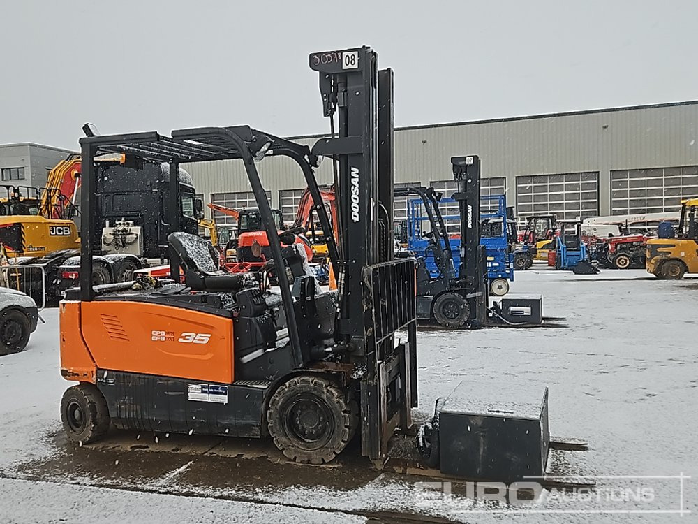 Empilhador 2021 Doosan B35X-7 Plus: foto 6