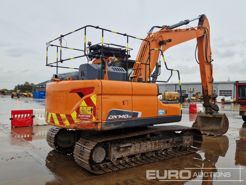 2021 Doosan DX140LC-5 - Escavadora de rastos: foto 5 2021 Doosan DX140LC-5 - Escavadora de rastos: foto 5