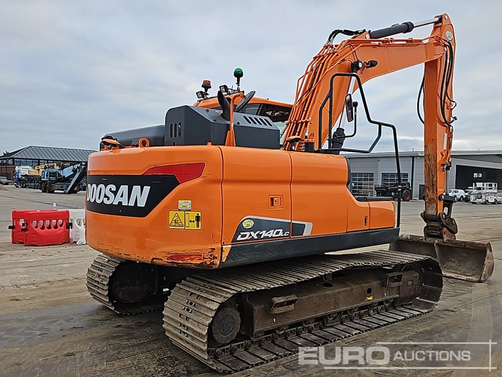 2021 Doosan DX140LC-5 - Escavadora de rastos: foto 5 2021 Doosan DX140LC-5 - Escavadora de rastos: foto 5